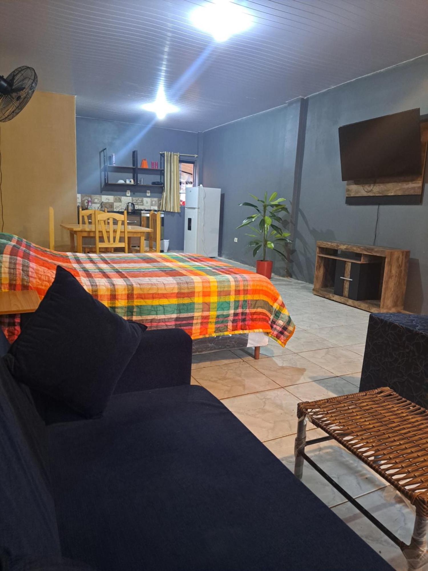 Hummingbird Hostel 시우다드델에스테 외부 사진